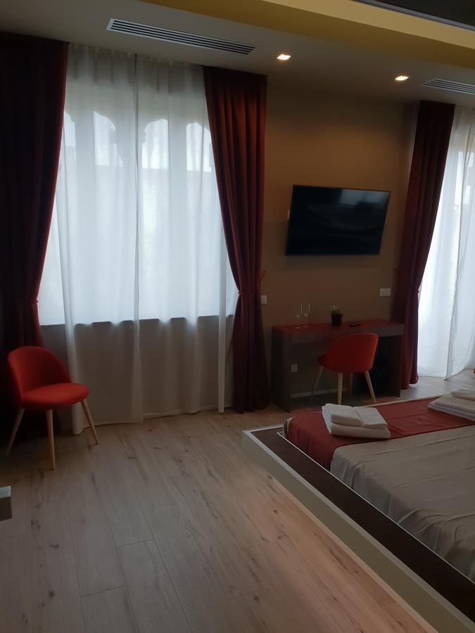Th Luxury Rooms & Apartment Джардини-Наксос Экстерьер фото